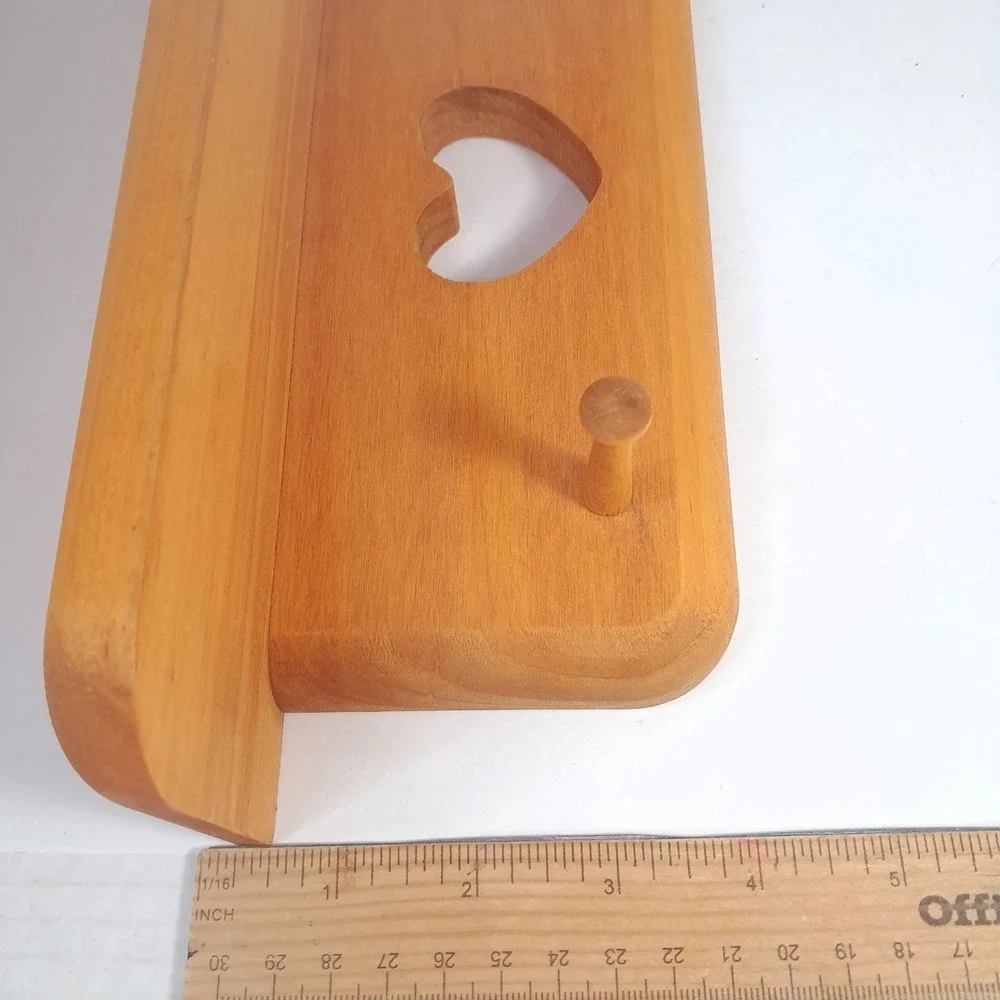 Wood heart cutout wall shelf trinket 2 pegs hooks display cottagecore stained